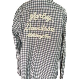 Harley Davidson Long sleeve, pearl snap shirt. Size Large. Perfect condition.